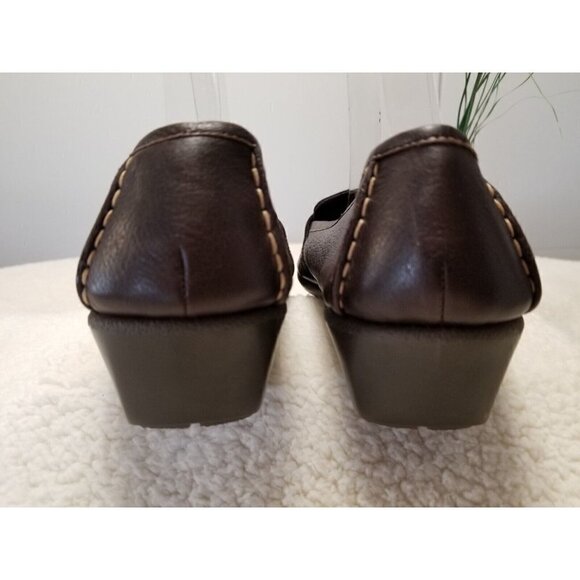 What's What Aerosoles Brown Leather Slip on Wedge Heel Loafers Shoes Womens 8.5W - Picture 3 of 7